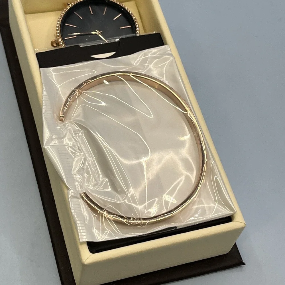 Hannah Martin Mesh Band Quartz Rhinestone Roman Numeral Dial Women's Wrist Watch
